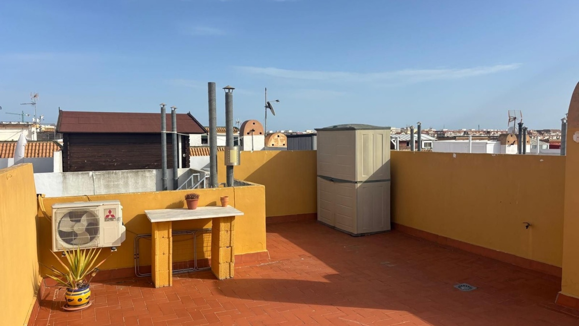 Resale - Apartment - Torrevieja - Torrevieja Centro