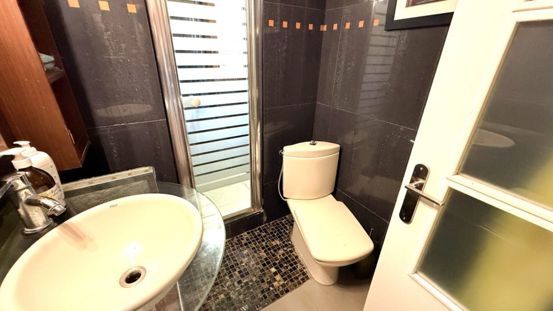 Resale - Apartment - Torrevieja - Torrevieja Centro