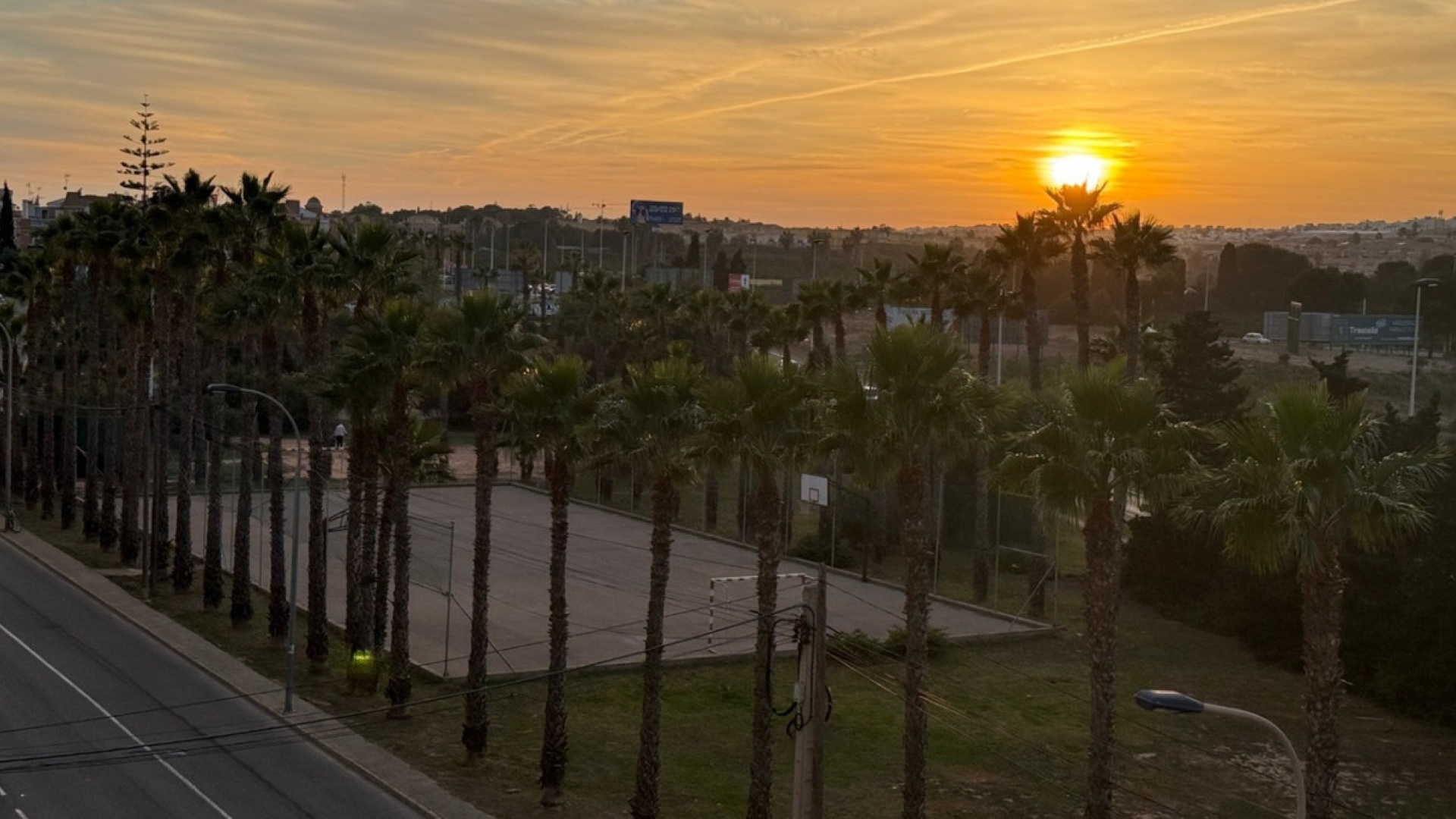 Resale - Apartment - Torrevieja - Torrevieja Centro