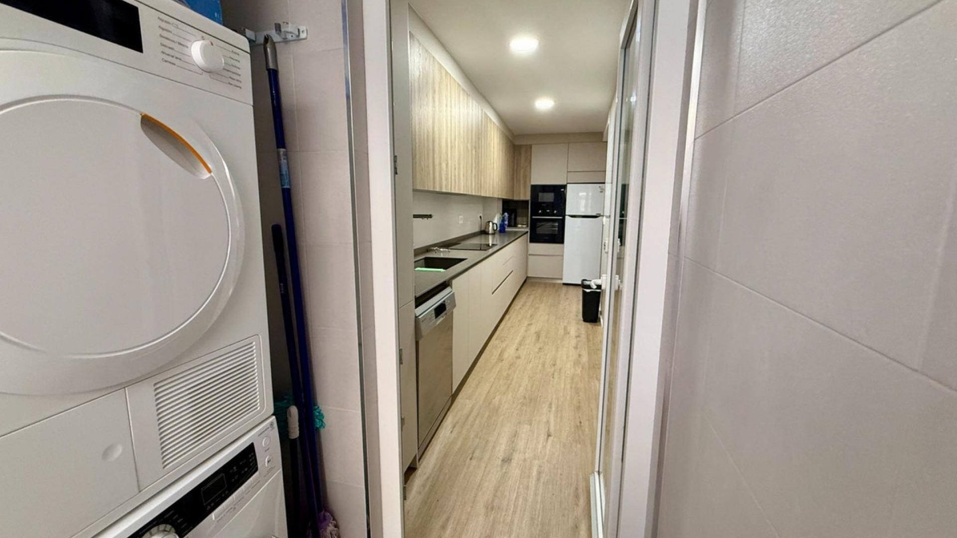 Resale - Apartment - Torrevieja - Torrevieja Centro