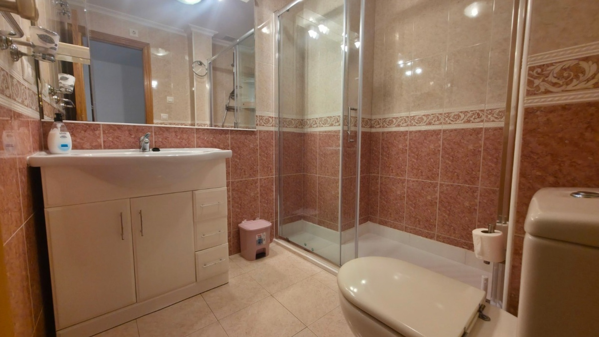 Resale - Apartment - Torrevieja - Torrevieja Centro