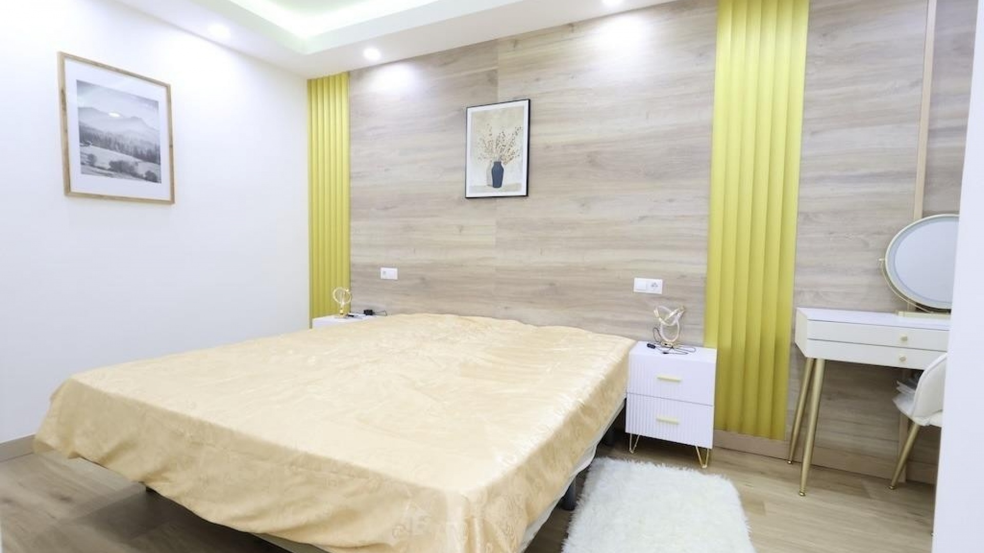 Resale - Apartment - Torrevieja - Torrevieja Centro