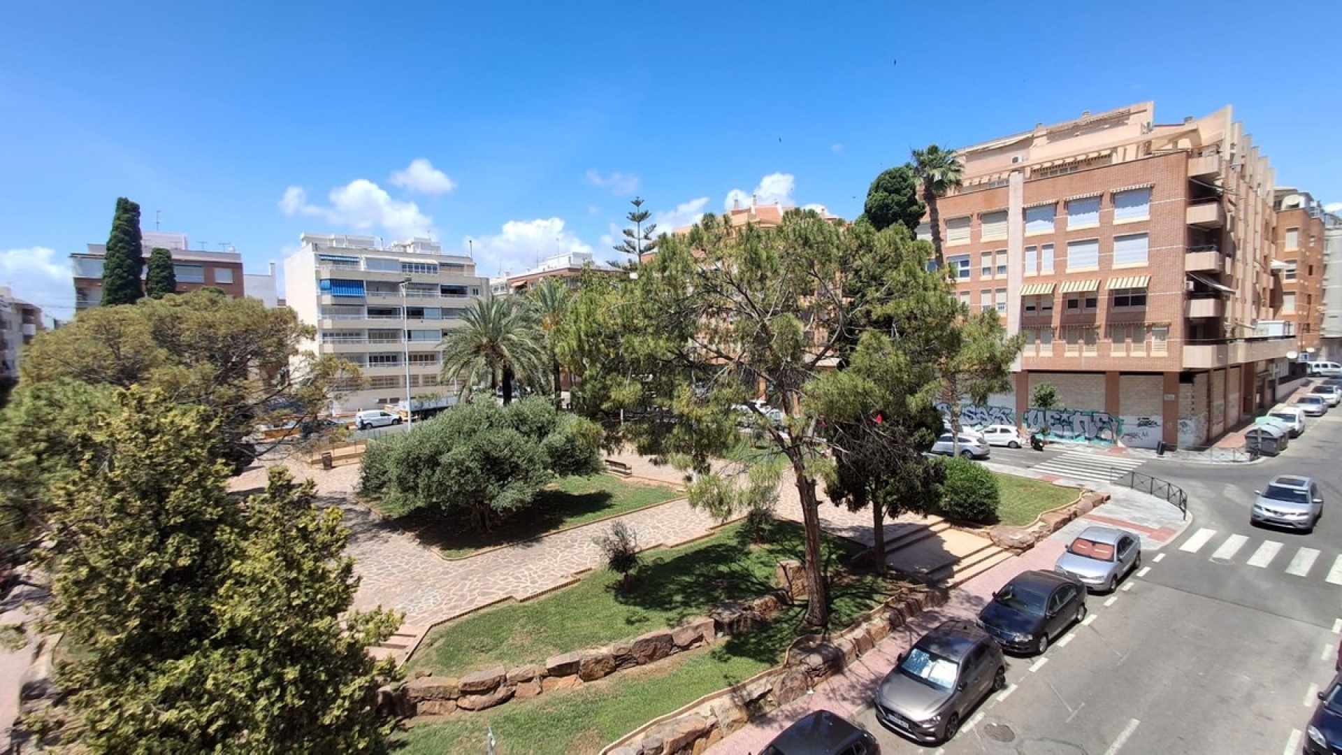 Resale - Apartment - Torrevieja - Torrevieja Centro