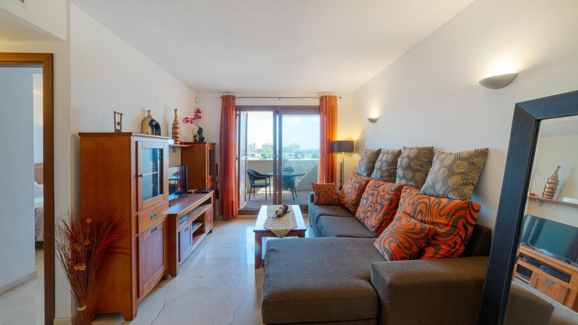 Resale - Apartment - Torrevieja - Torrevieja Centro