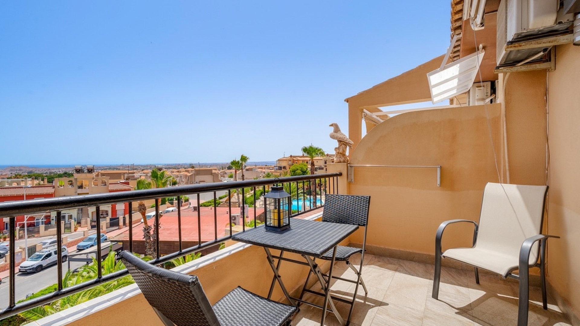 Resale - Apartment - Torrevieja - Torrevieja Centro