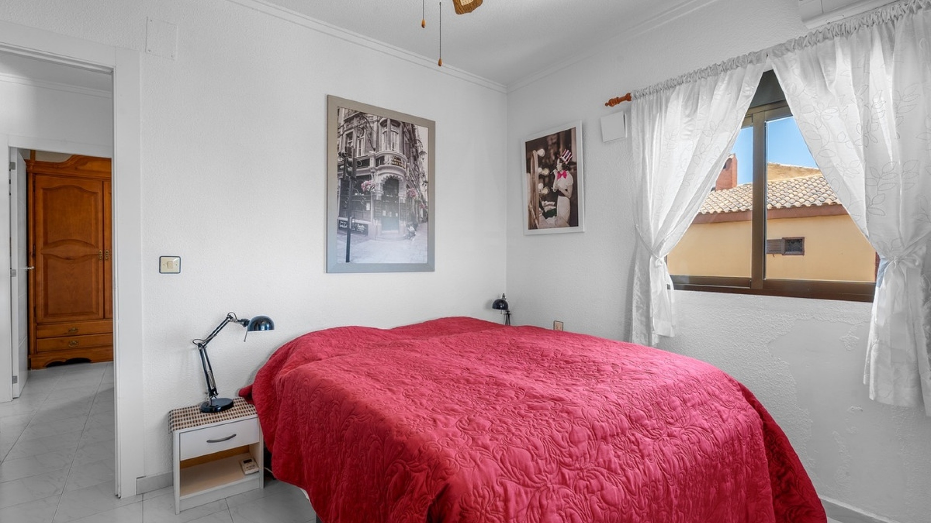 Resale - Apartment - Torrevieja - Torrevieja Centro