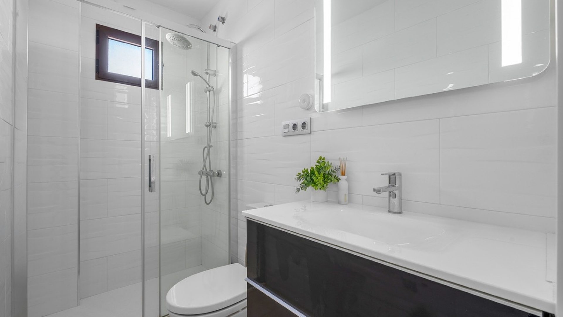 Resale - Apartment - Torrevieja - Torrevieja Centro