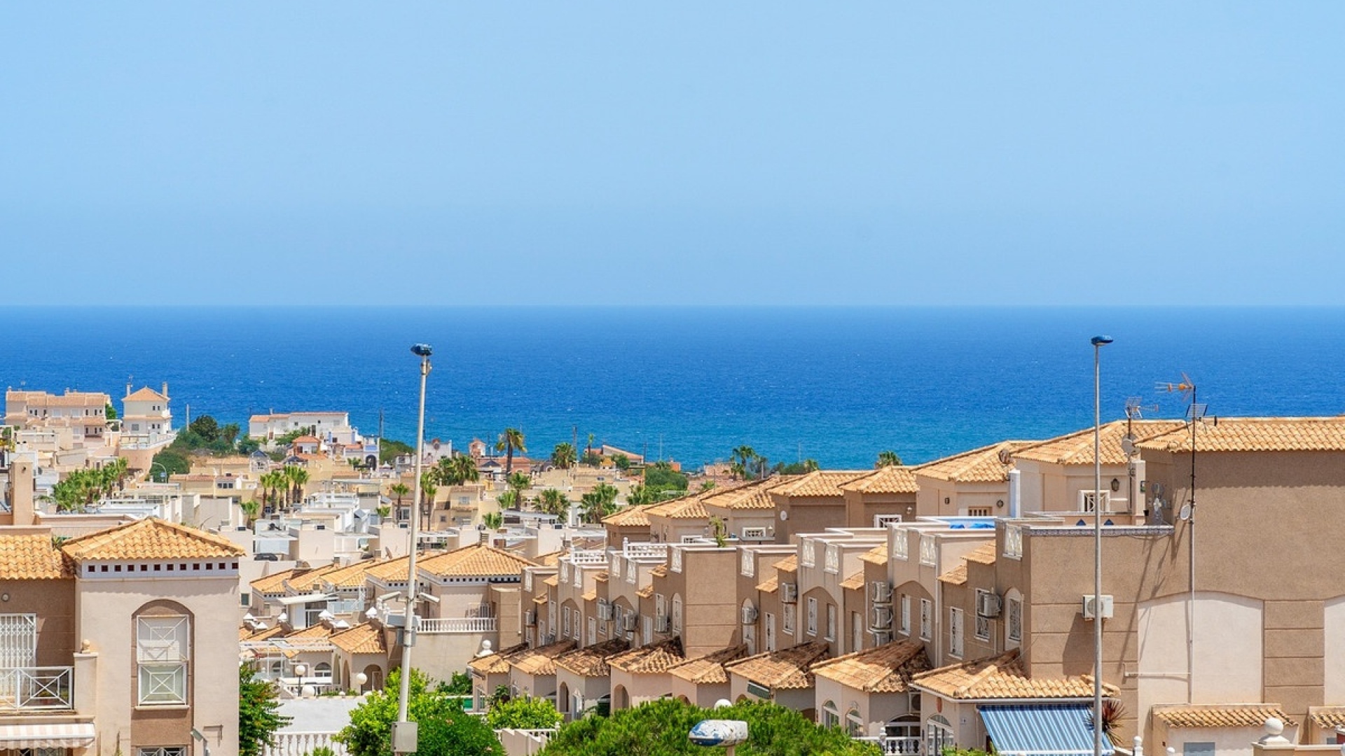 Resale - Apartment - Torrevieja - Torrevieja Centro