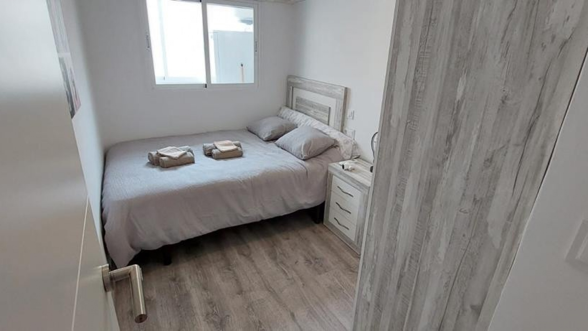 Resale - Apartment - Torrevieja - Torrevieja Centro