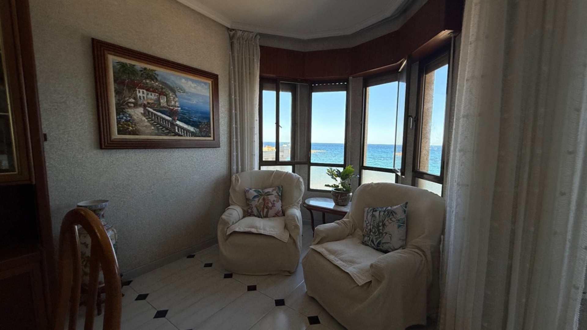 Resale - Apartment - Torrevieja - Torrevieja Centro