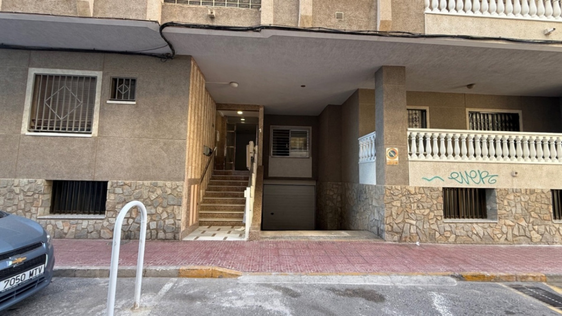 Resale - Apartment - Torrevieja - Torrevieja Centro