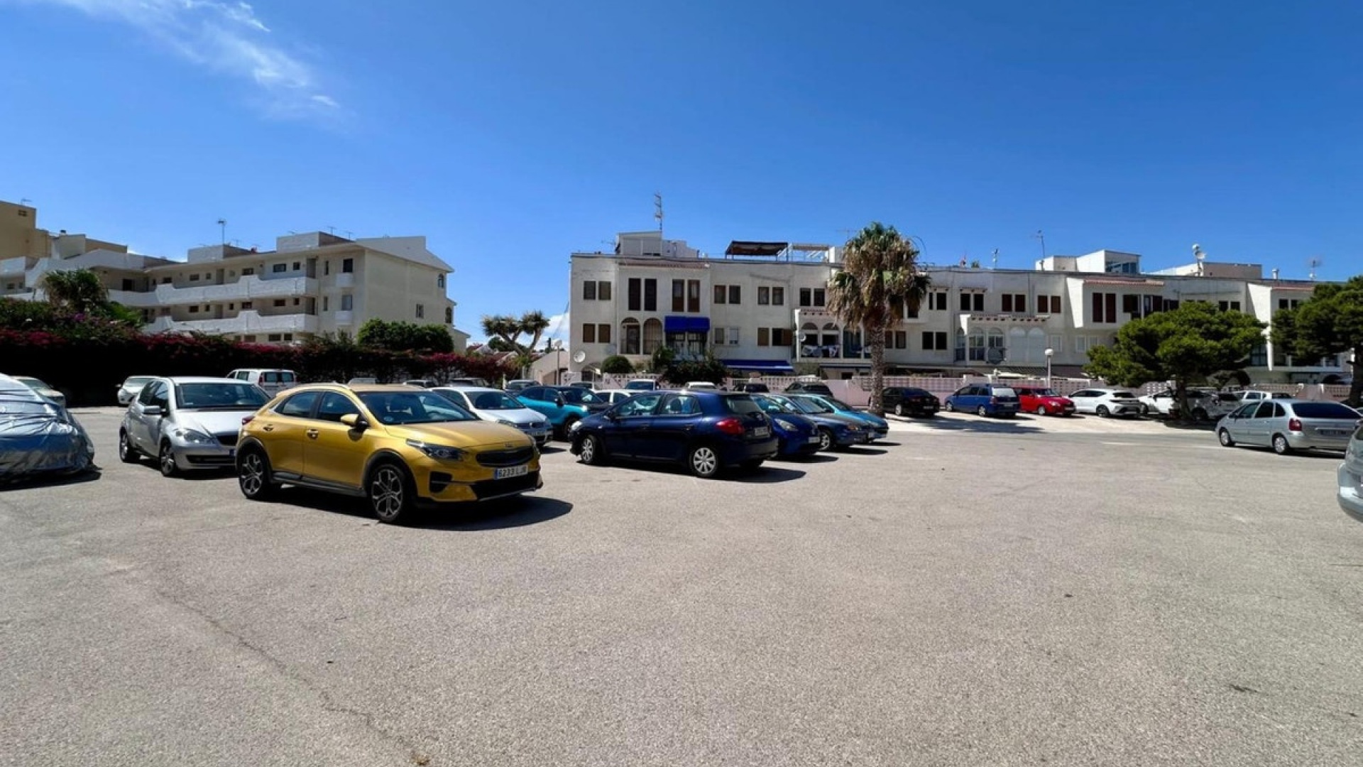 Resale - Apartment - Torrevieja - Torrevieja Centro