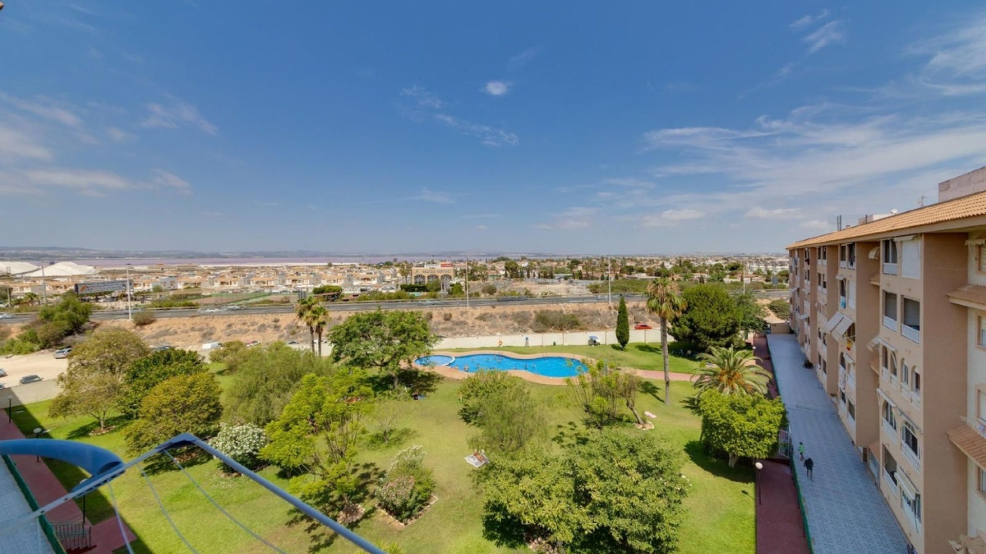 Resale - Apartment - Torrevieja - Torrevieja Centro