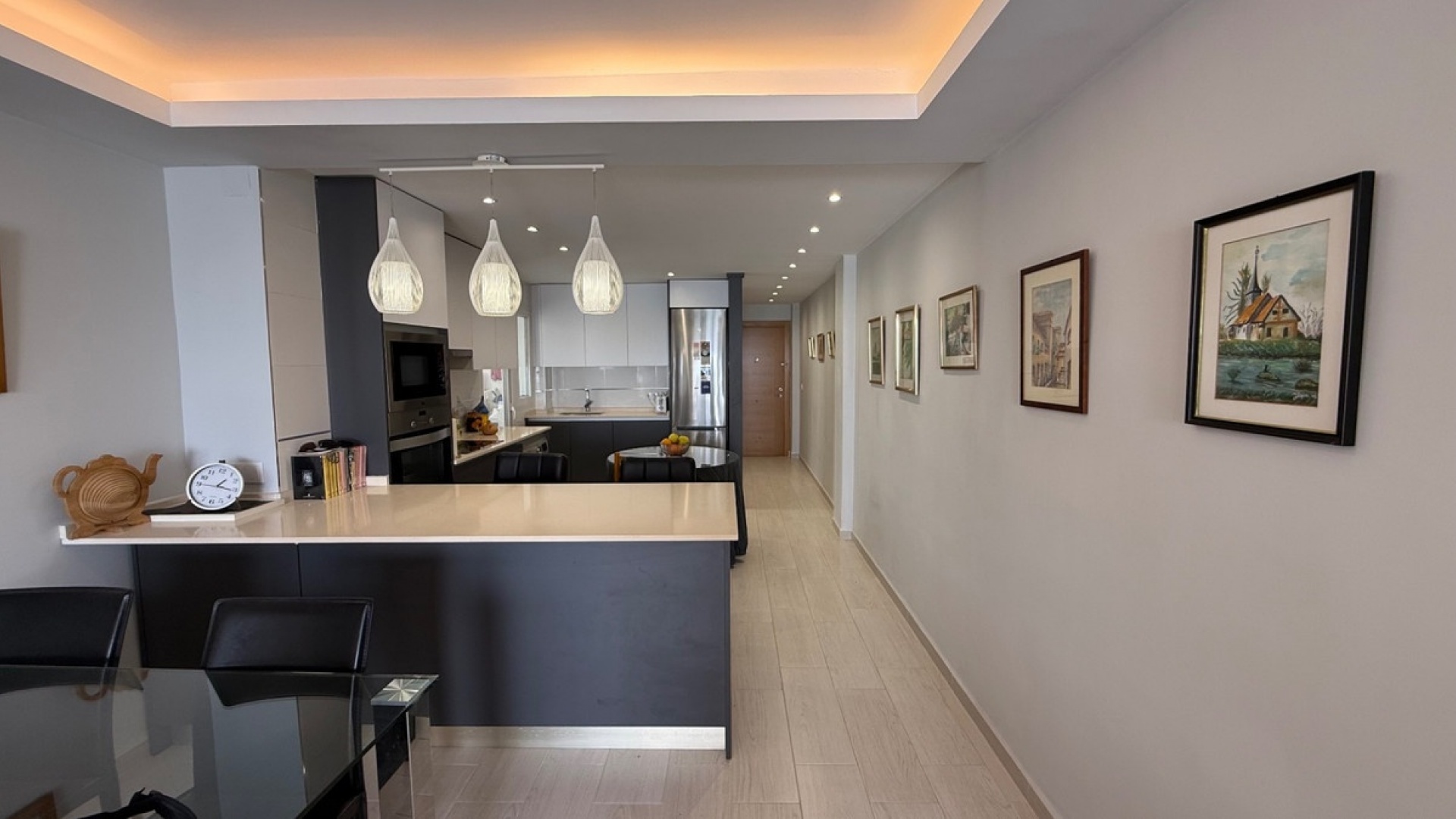 Resale - Apartment - Torrevieja - Torrevieja Centro