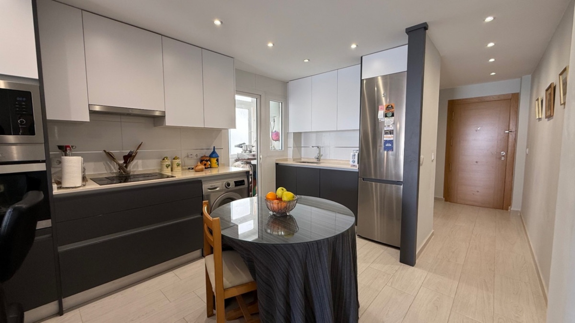Resale - Apartment - Torrevieja - Torrevieja Centro
