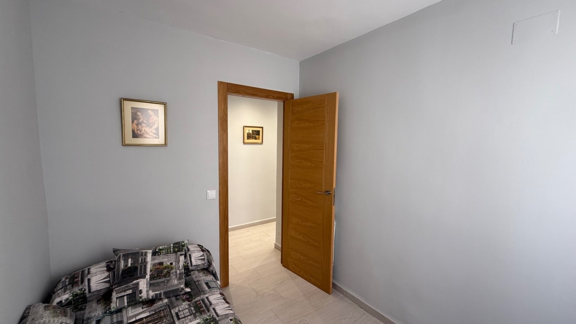 Resale - Apartment - Torrevieja - Torrevieja Centro