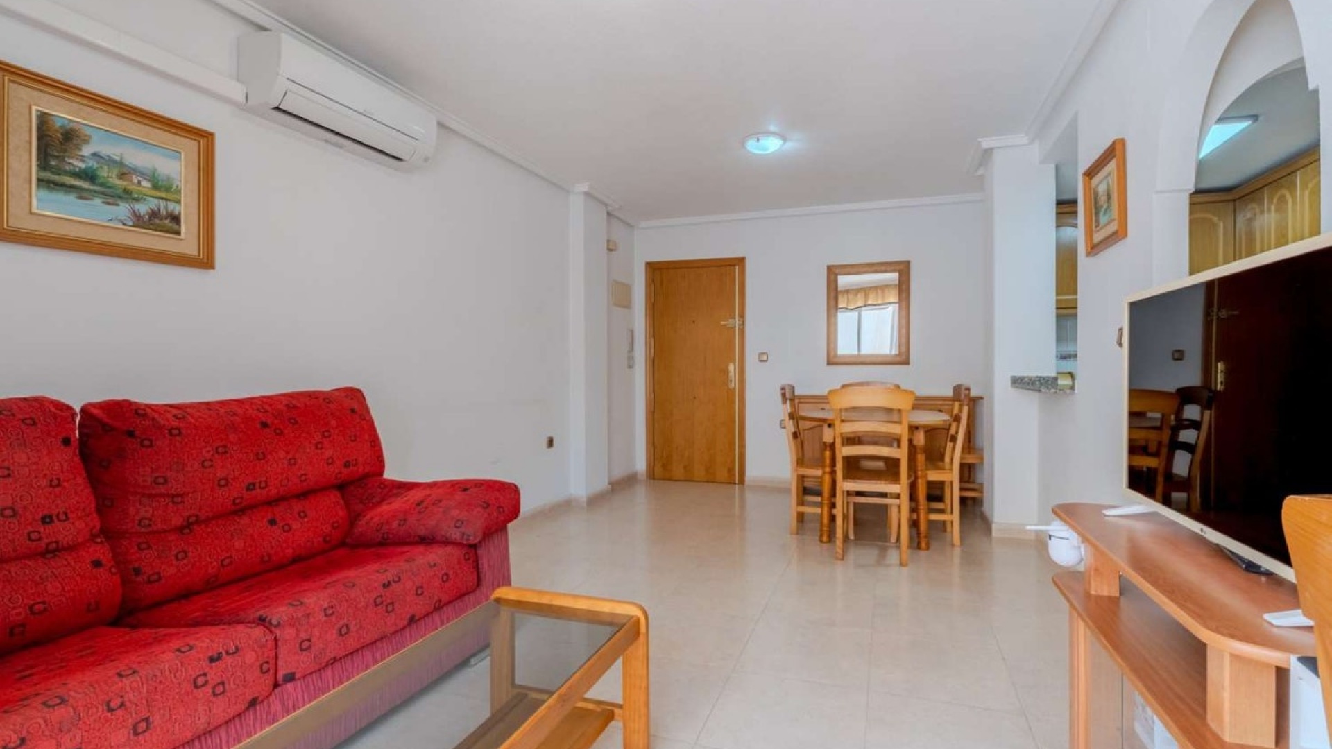 Resale - Apartment - Torrevieja - Torrevieja Centro