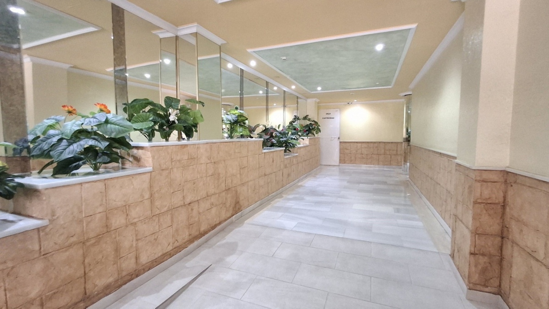 Resale - Apartment - Torrevieja - Torrevieja Centro