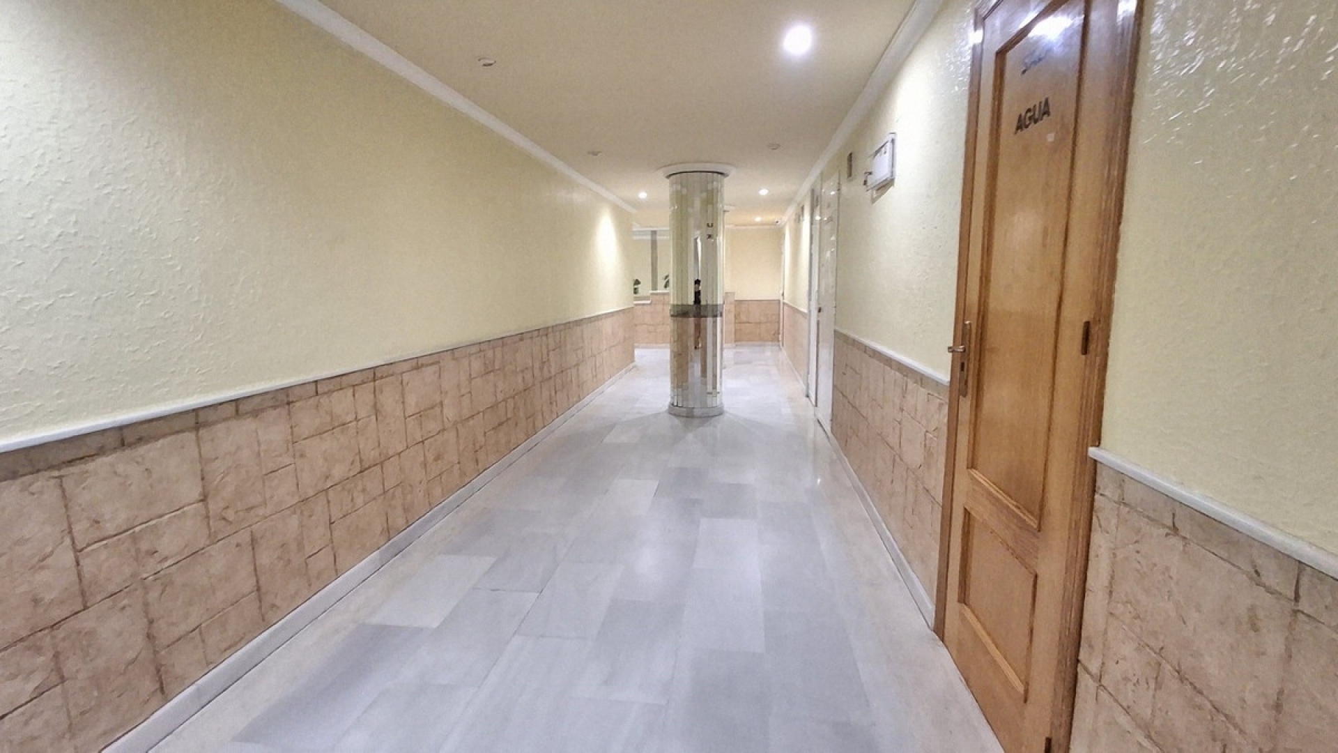 Resale - Apartment - Torrevieja - Torrevieja Centro