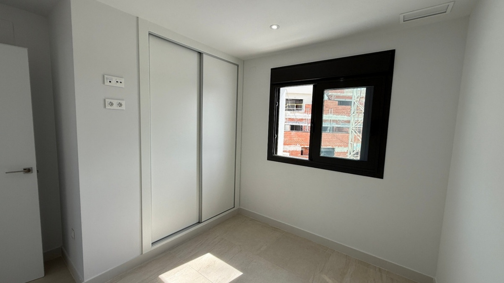 Resale - Apartment - Torrevieja - Torrevieja Centro