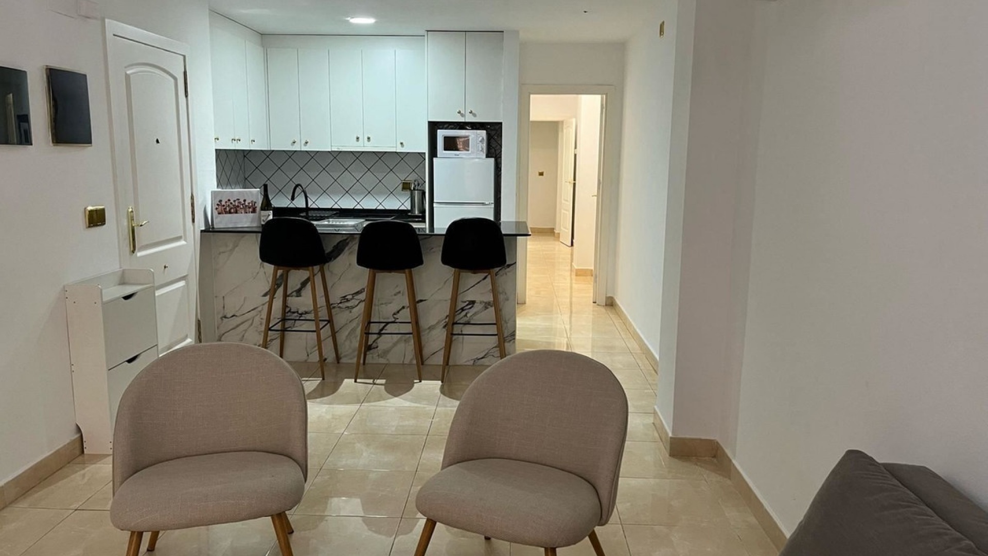 Resale - Apartment - Torrevieja - Torrevieja Centro