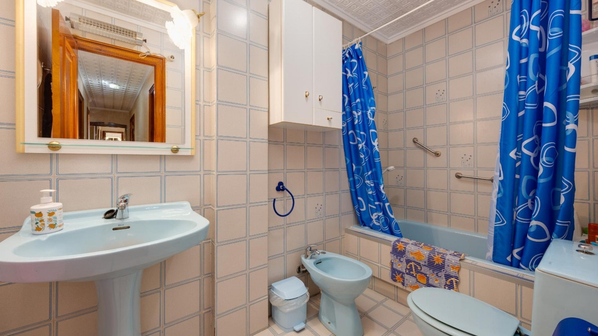 Resale - Apartment - Torrevieja - Torrevieja Centro