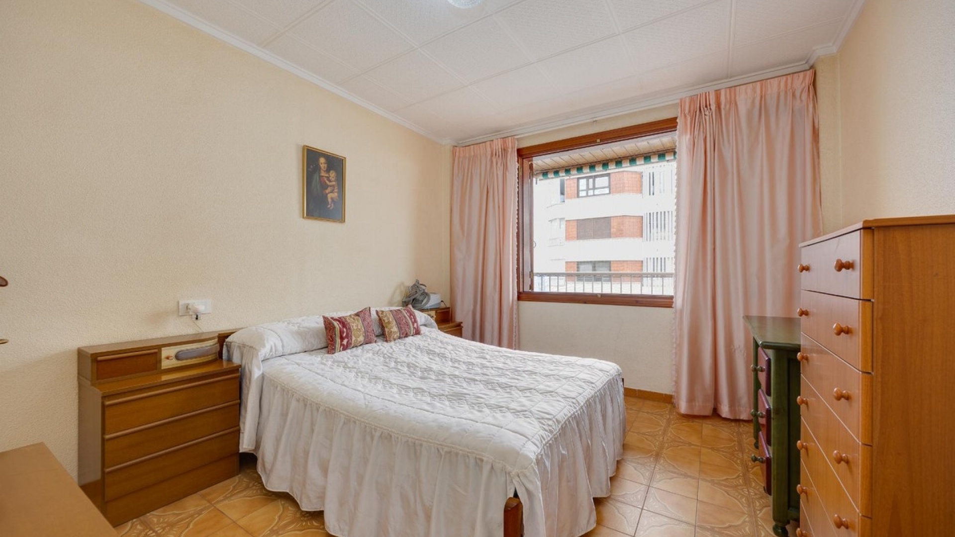Resale - Apartment - Torrevieja - Torrevieja Centro