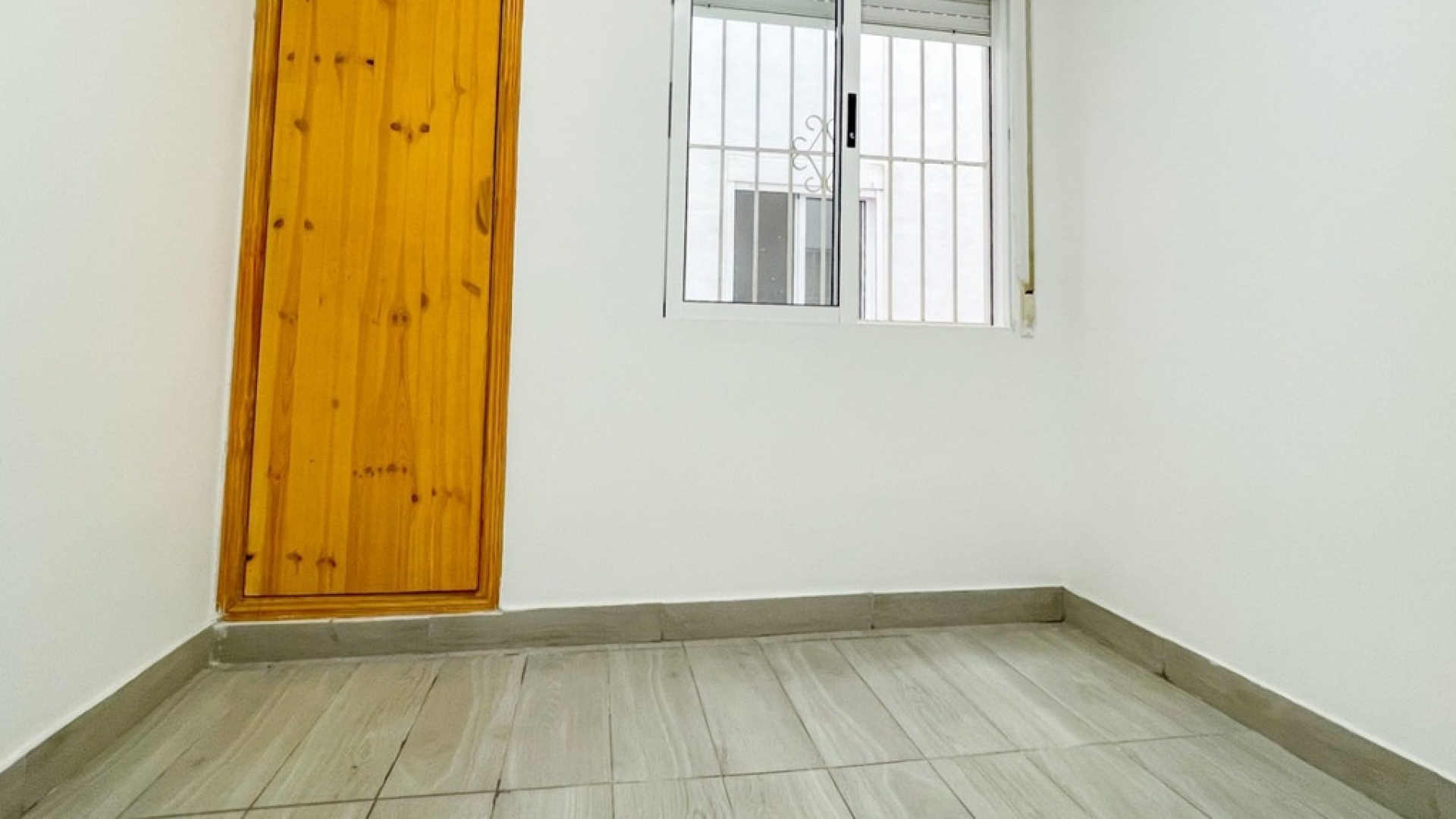 Resale - Apartment - Torrevieja - Torrevieja Centro