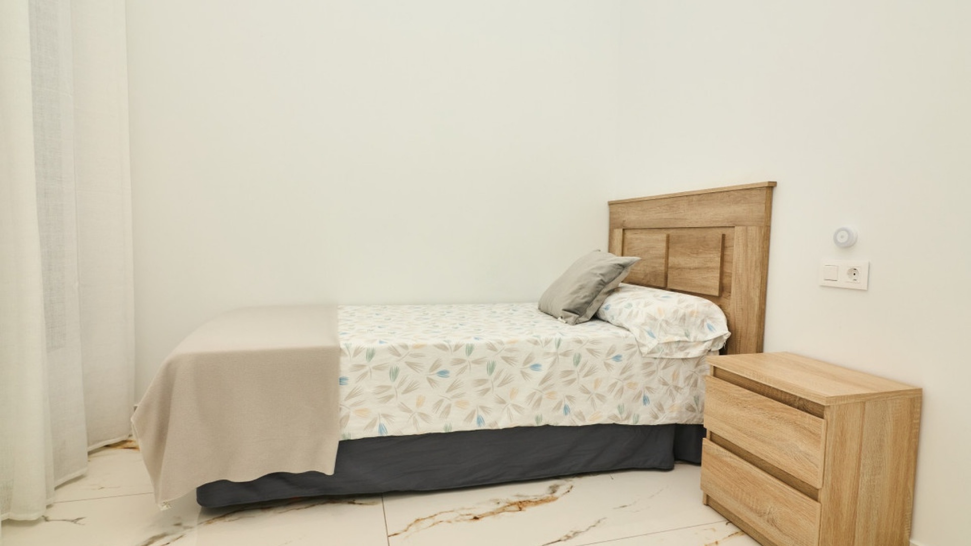 Resale - Apartment - Torrevieja - Torrevieja Centro