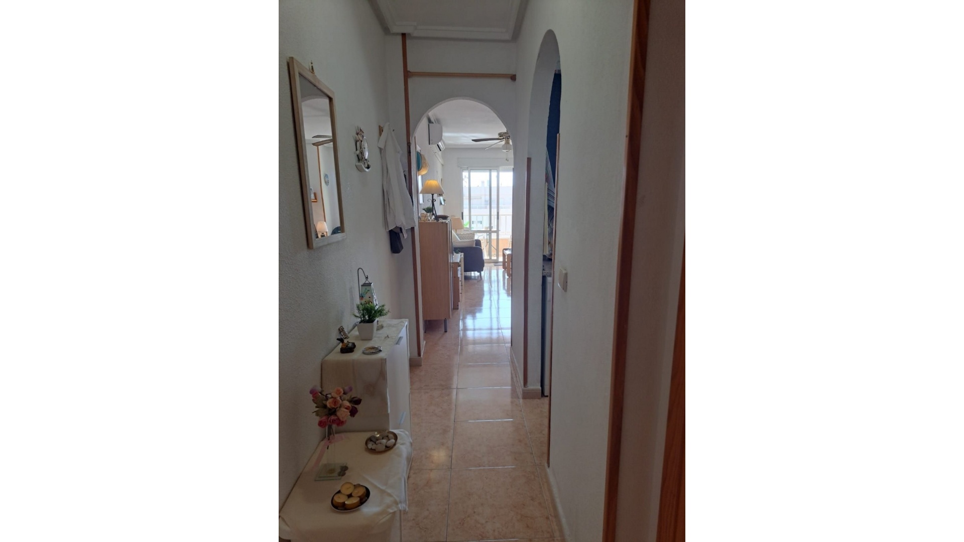 Resale - Apartment - Torrevieja - Torrevieja Centro