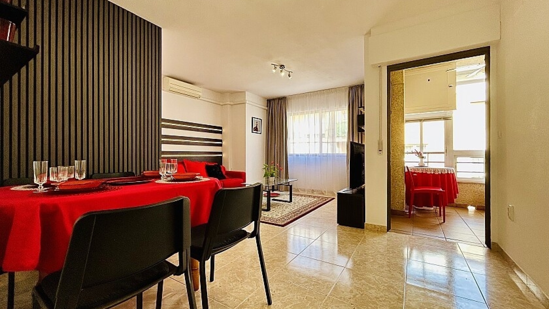 Resale - Apartment - Torrevieja - Torrevieja Centro