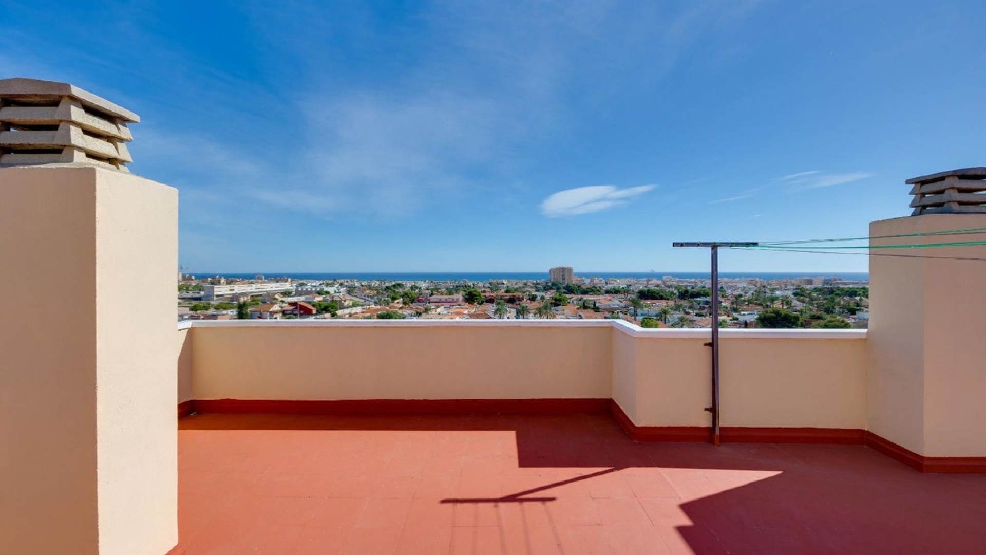 Resale - Apartment - Torrevieja - Torrevieja Centro