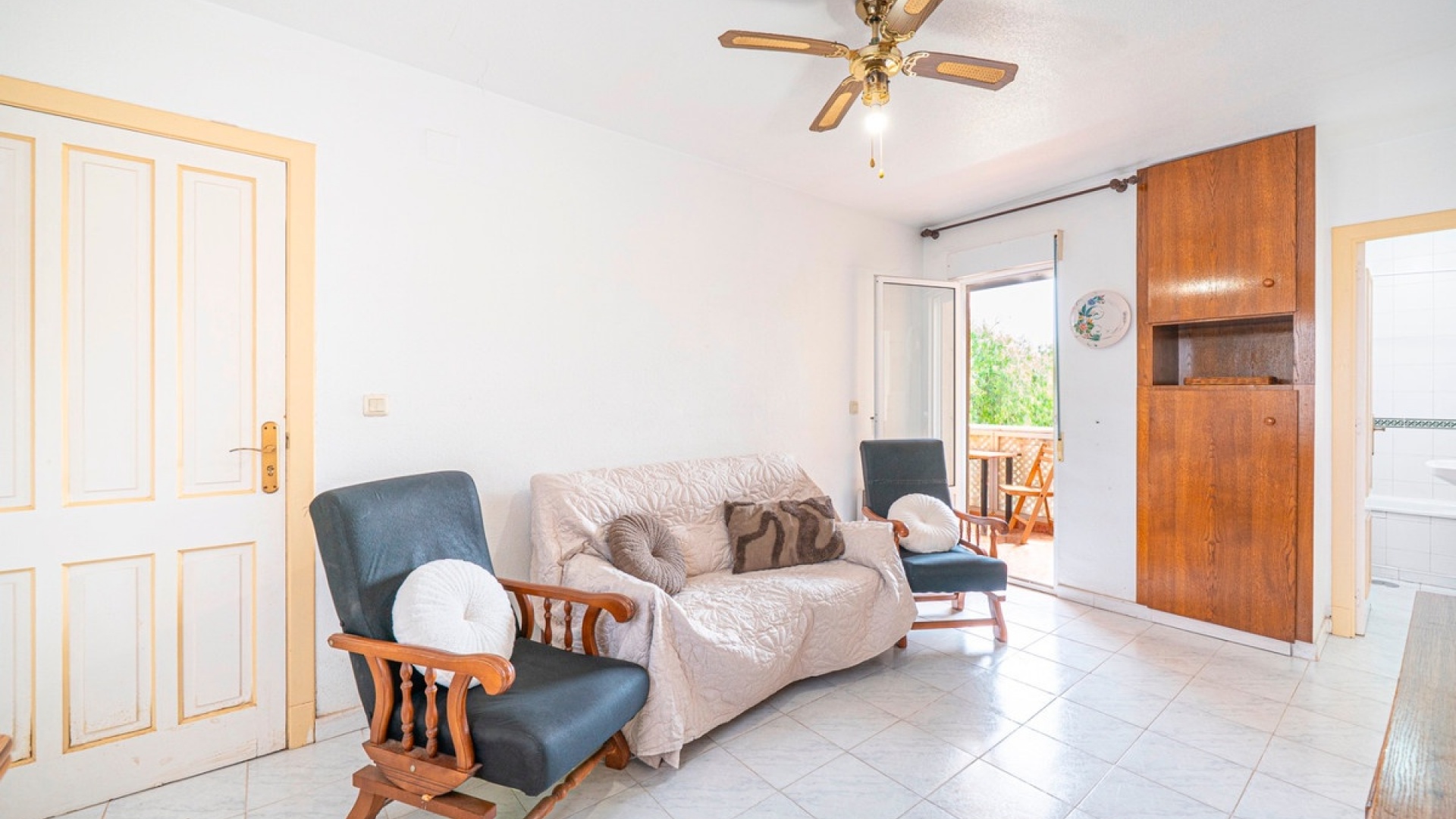 Resale - Apartment - Torrevieja - Torrevieja Centro