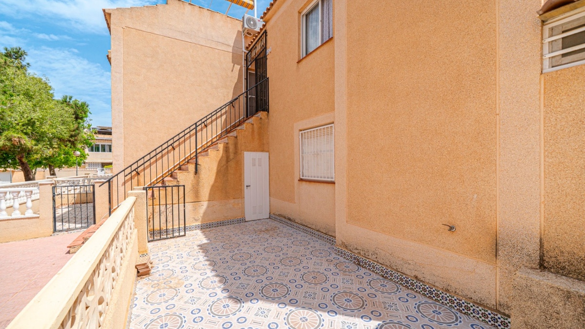 Resale - Apartment - Torrevieja - Torrevieja Centro