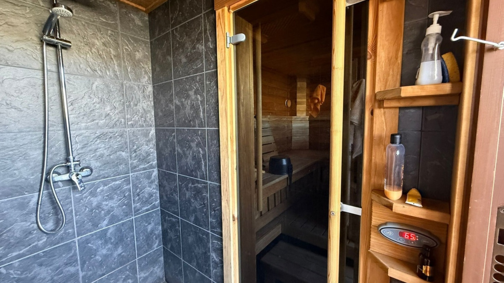 Resale - Apartment - Torrevieja - Torrevieja Centro