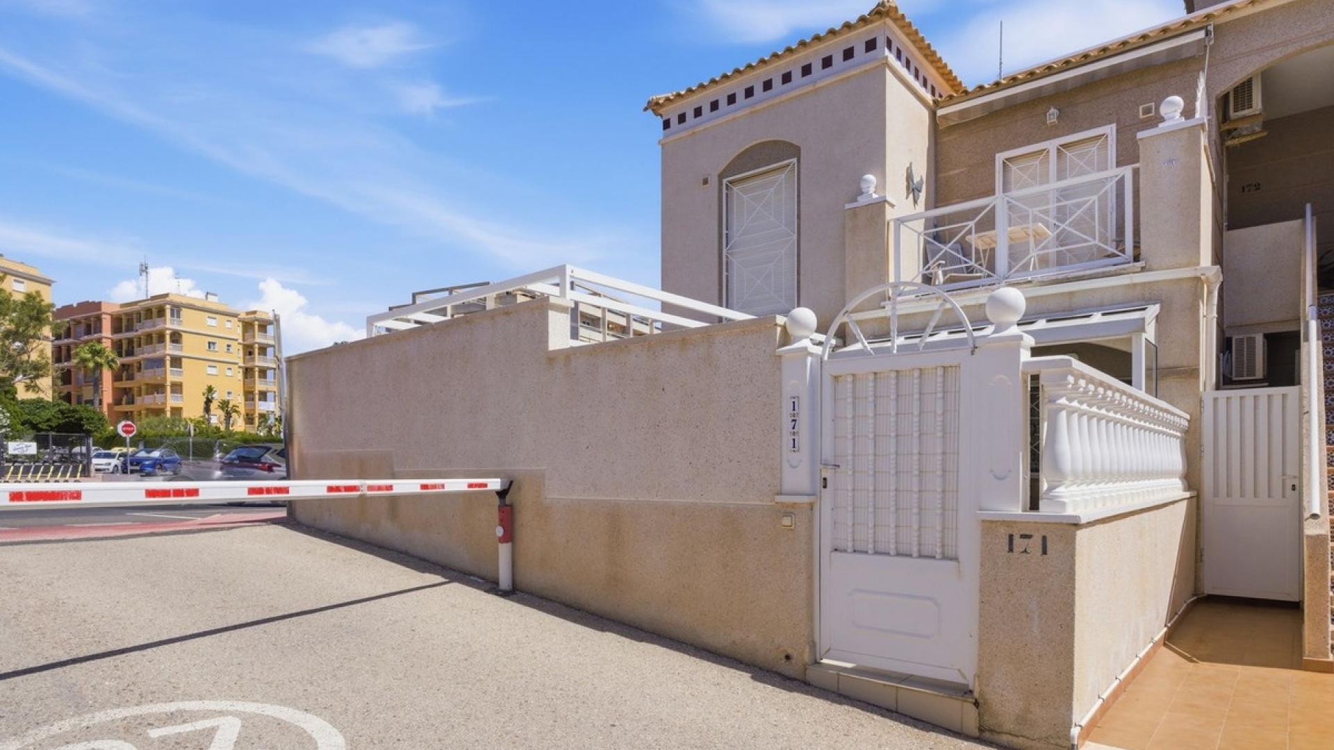 Resale - Apartment - Torrevieja - Torrevieja Centro