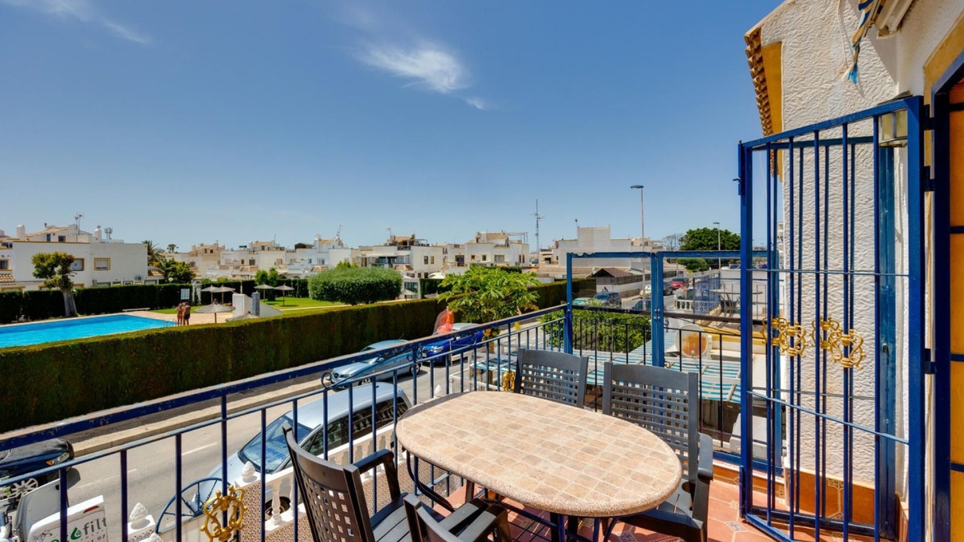 Resale - Apartment - Torrevieja - Torrevieja Centro