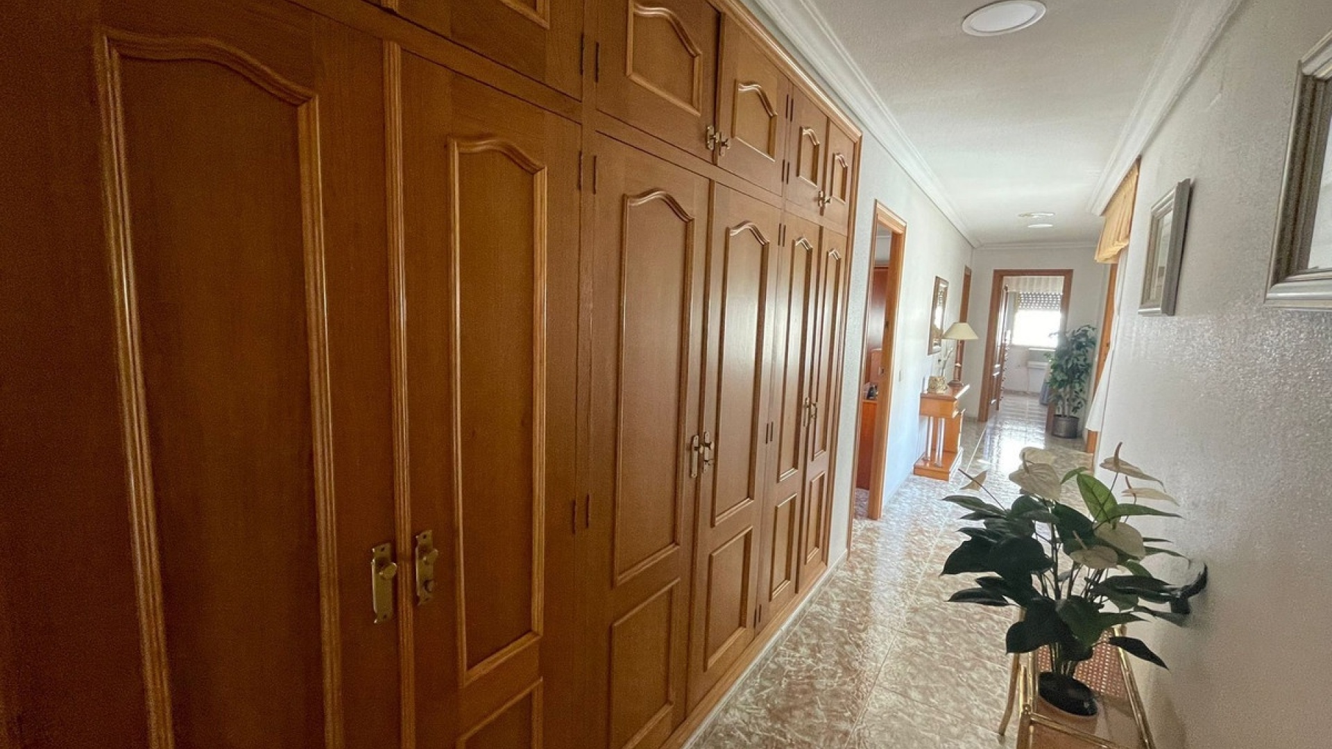 Resale - Apartment - Torrevieja - Torrevieja Centro