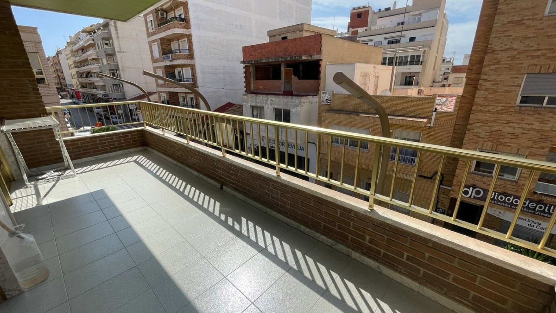 Resale - Apartment - Torrevieja - Torrevieja Centro
