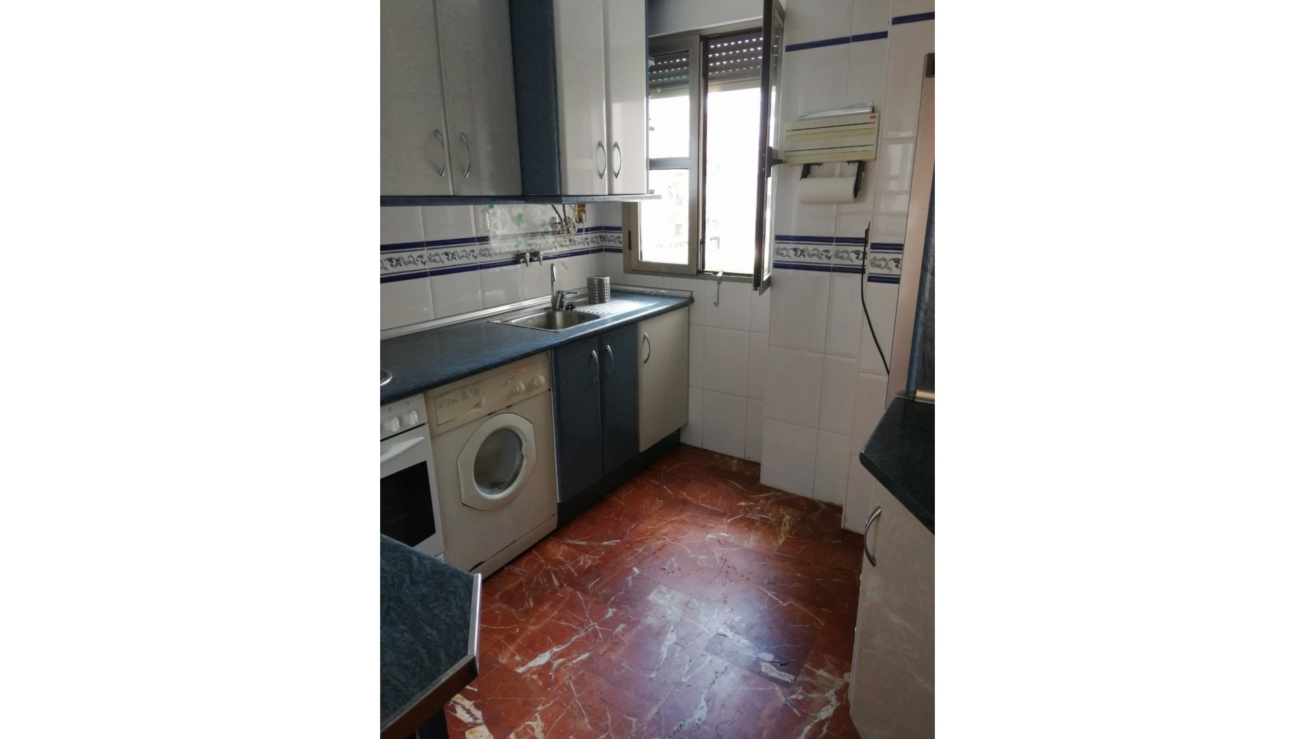Resale - Apartment - Torrevieja - Torrevieja Centro