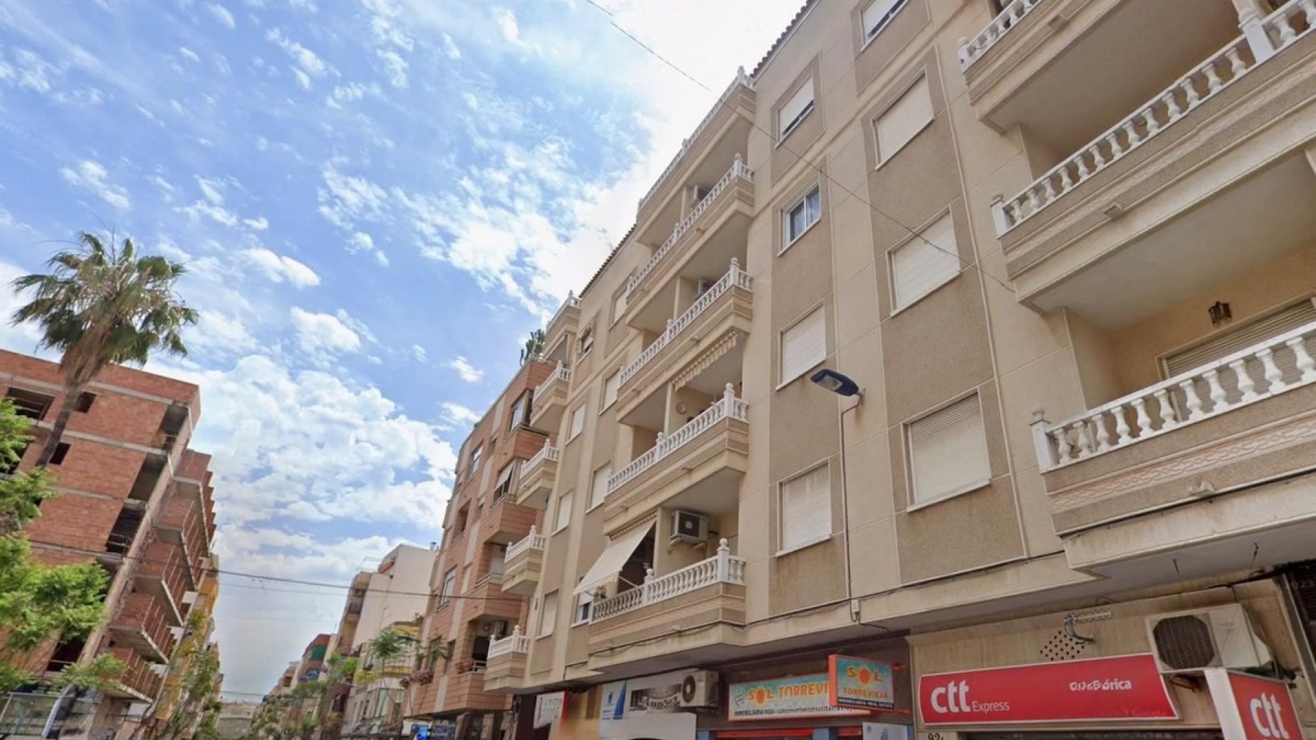 Resale - Apartment - Torrevieja - Torrevieja Centro