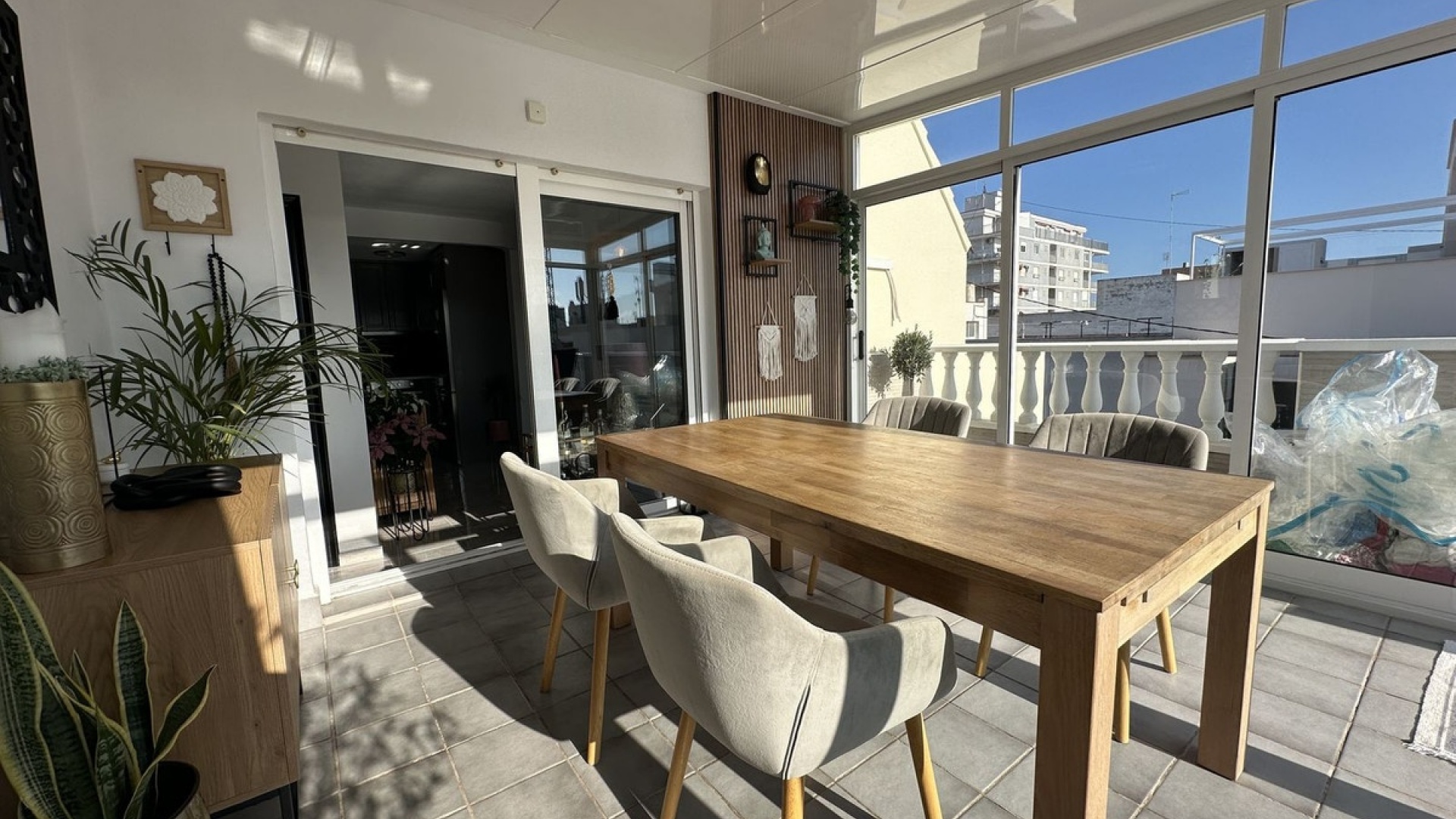Resale - Apartment - Torrevieja - Torrevieja Centro