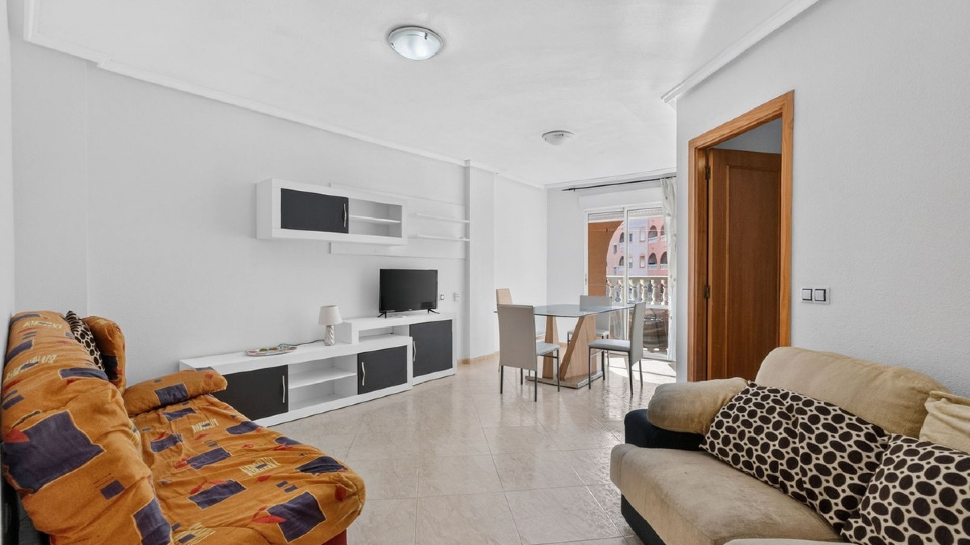 Resale - Apartment - Torrevieja - Torrevieja Centro
