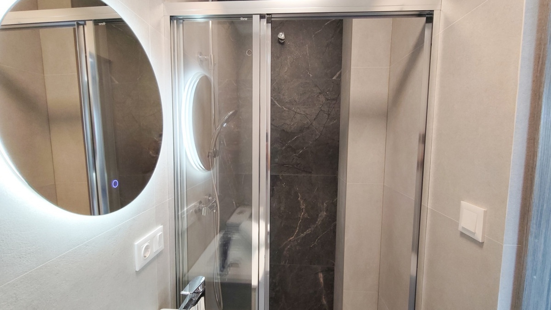 Resale - Apartment - Torrevieja - Torrevieja Centro