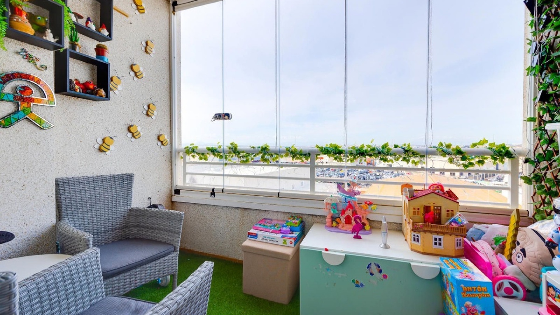 Resale - Apartment - Torrevieja - Torrevieja Centro