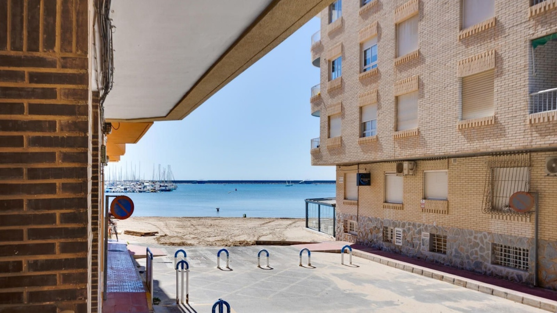 Resale - Apartment - Torrevieja - Torrevieja Centro