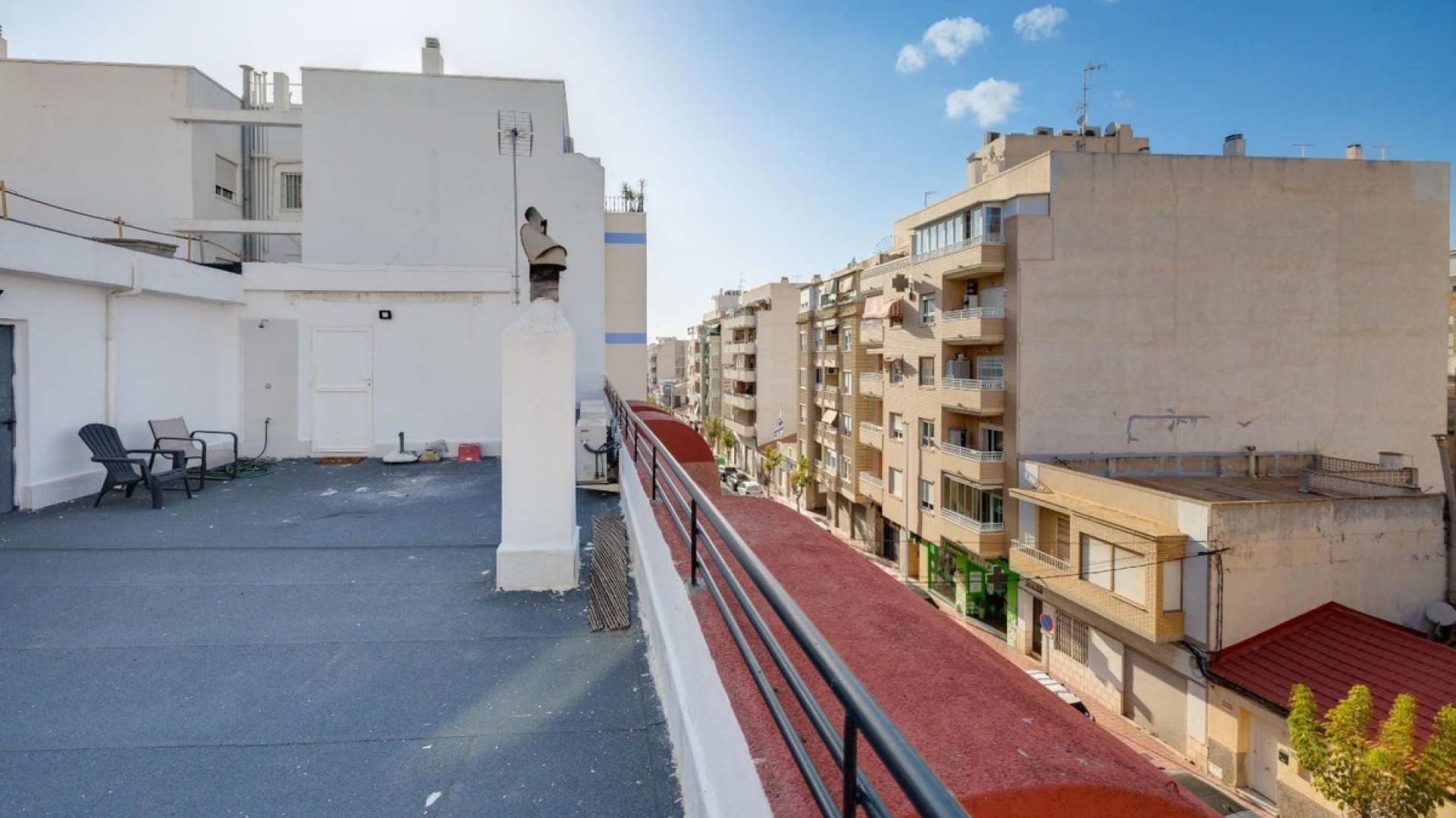 Resale - Apartment - Torrevieja - Torrevieja Centro