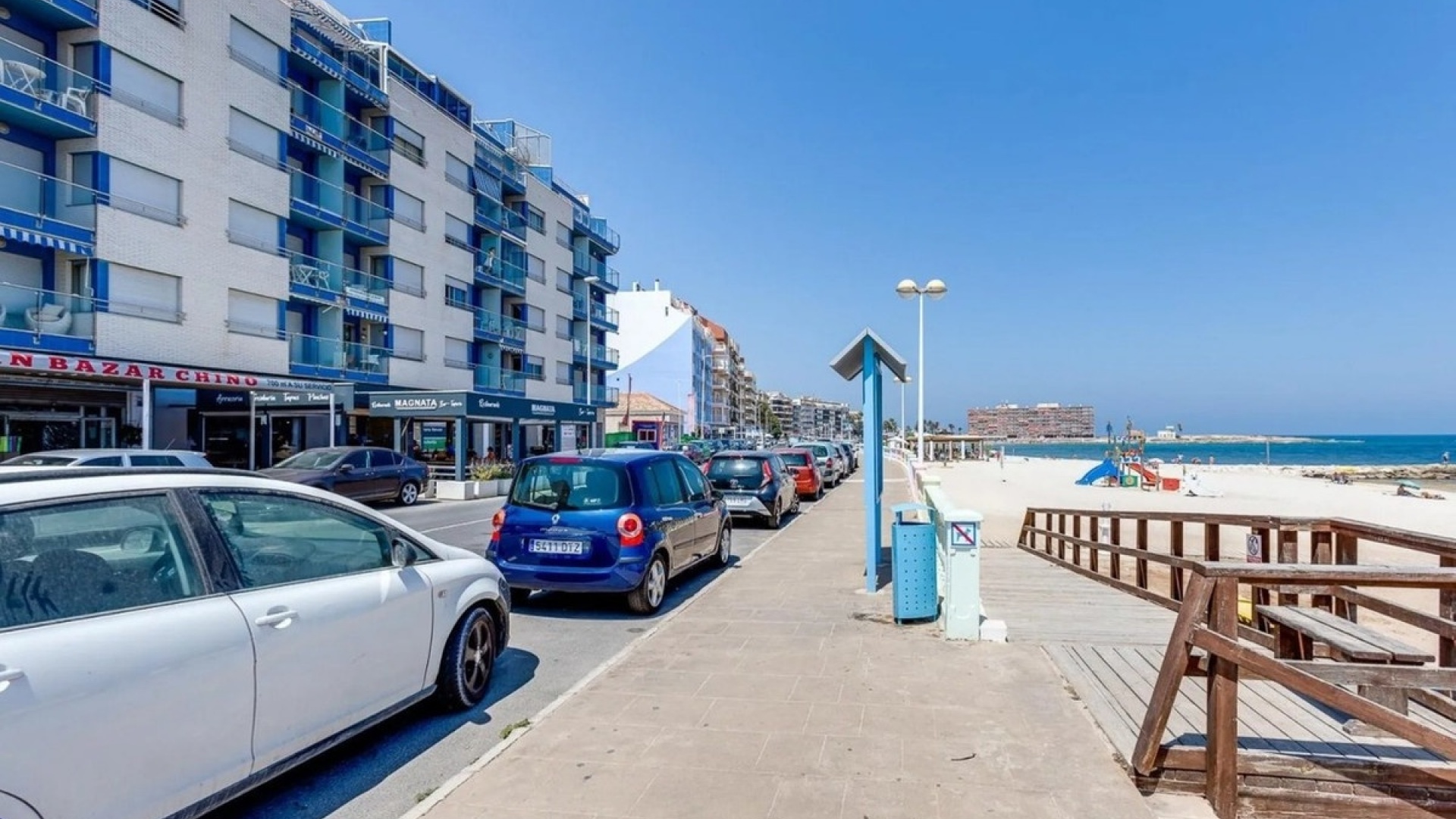 Resale - Apartment - Torrevieja - Torrevieja Centro