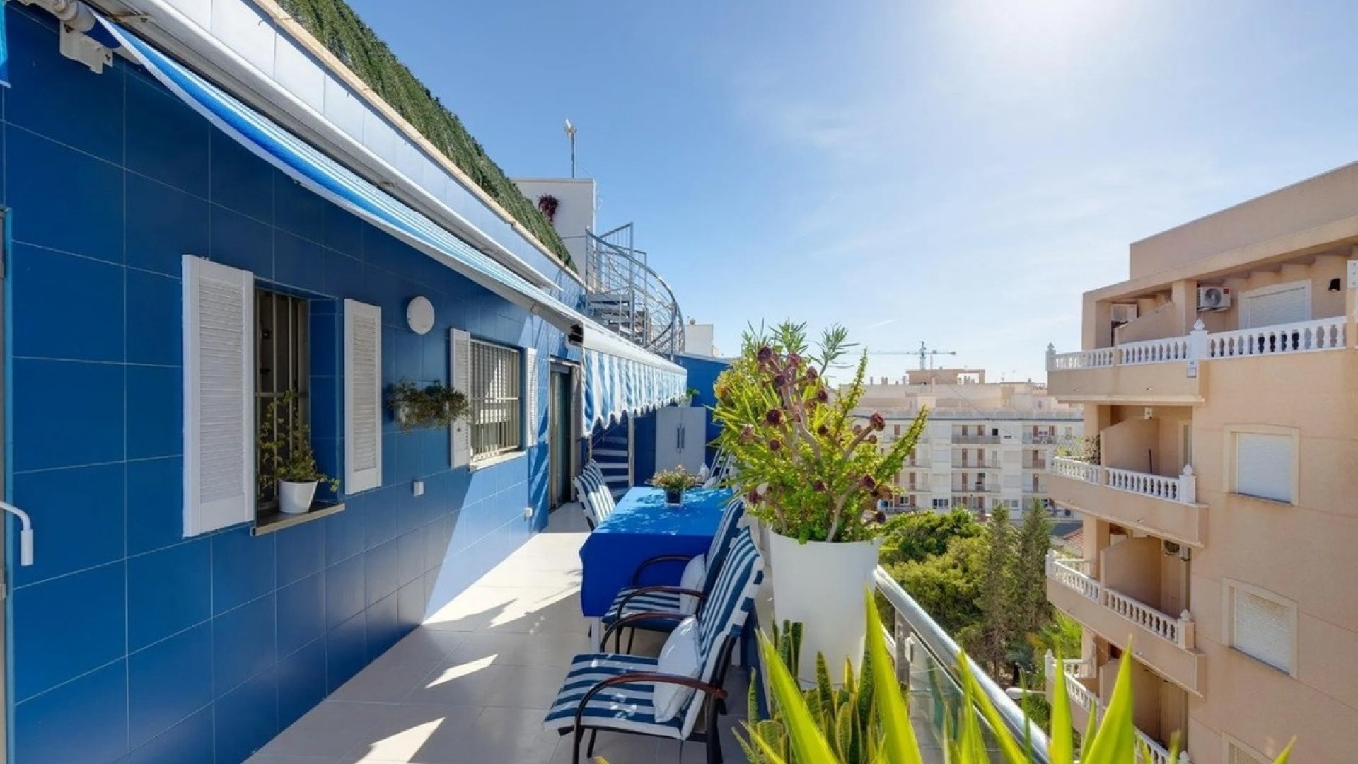 Resale - Apartment - Torrevieja - Torrevieja Centro