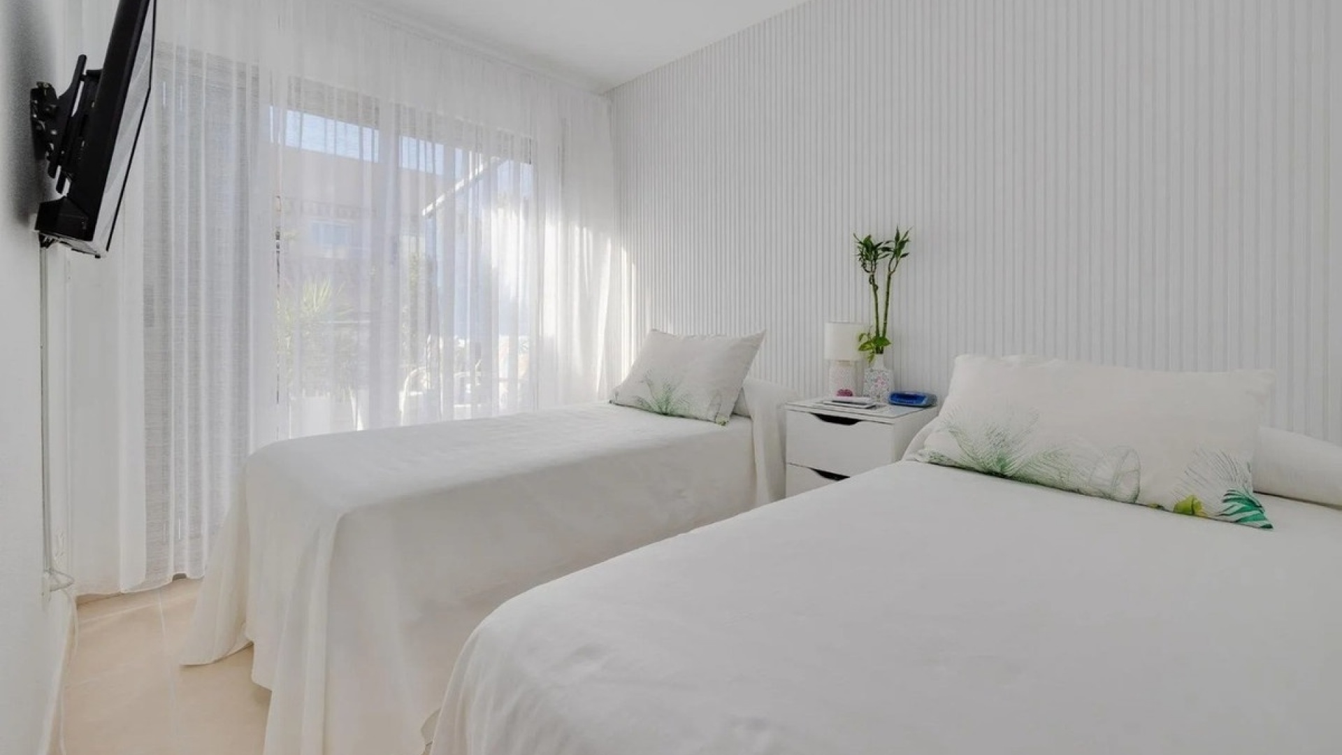 Resale - Apartment - Torrevieja - Torrevieja Centro